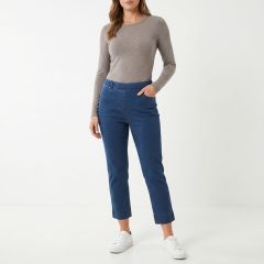 model wearing the Women's Stretch Denim Cropped Trousers