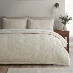 Amelia Jacquard Bedspread Cream by Catherine Lansfield