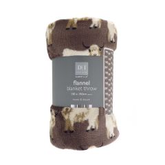Flannel blanket throw with highland cow design in brown and cream tones. The throw is neatly rolled, labeled with dimensions 120 x 150 cm.