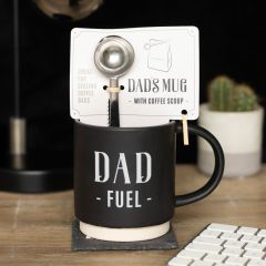 Dad mug and coffee scoop gift set with scoop clip for keeping coffee fresh.