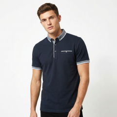 model wearing the Men's Polo Shirt Captain Navy