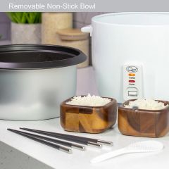 Quest 2.5L white electric rice cooker with glass lid, removable non-stick bowl, measuring cup and serving spatula