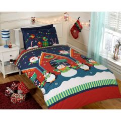 Santa's Grotto Toddler/Cot Bed Christmas Duvet Cover Set at Guineys Ireland