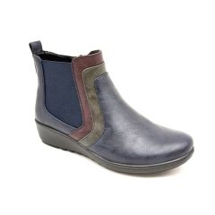 Showing the Women's Linda Boots Navy