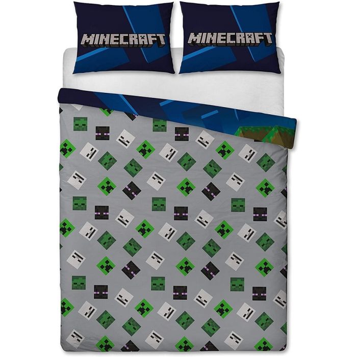 Official Minecraft Reversible Double Duvet Set - 3-Piece With Pillowcases, 200cm