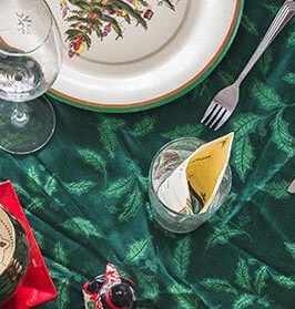 Christmas Tablecloths